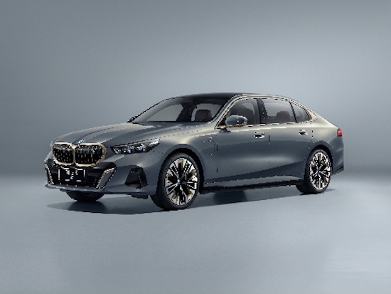 越级智能豪华座驾 全新一代BMW 5系蓄势待发_fororder_image003