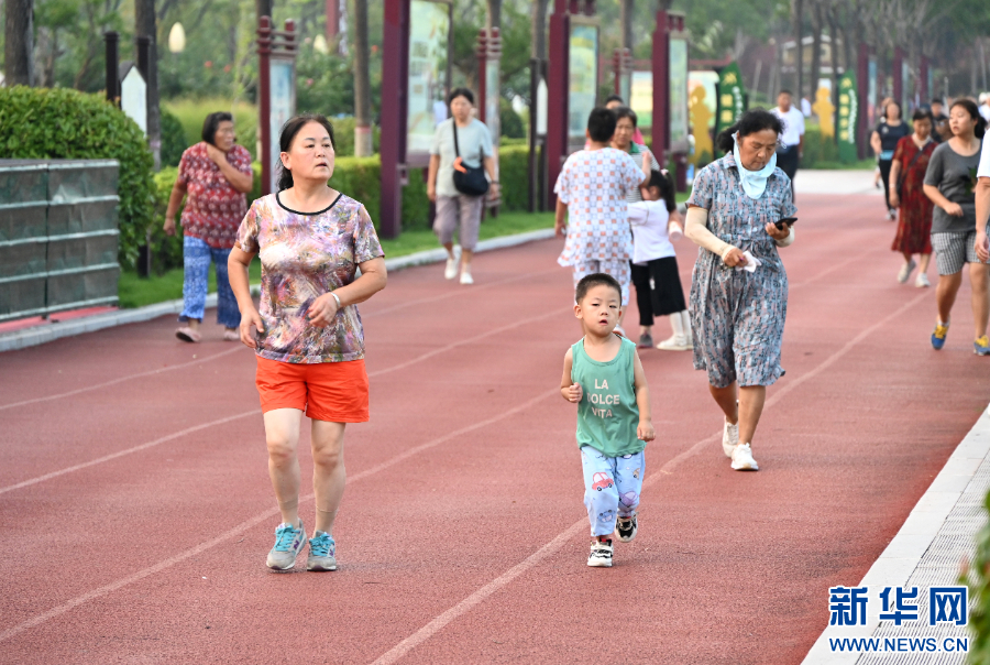 河南开封：全民健身“动”起来