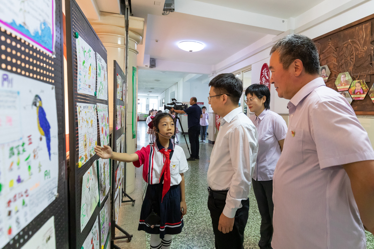 立科学志 筑强国梦——首批哈尔滨市科学教育试点校开课