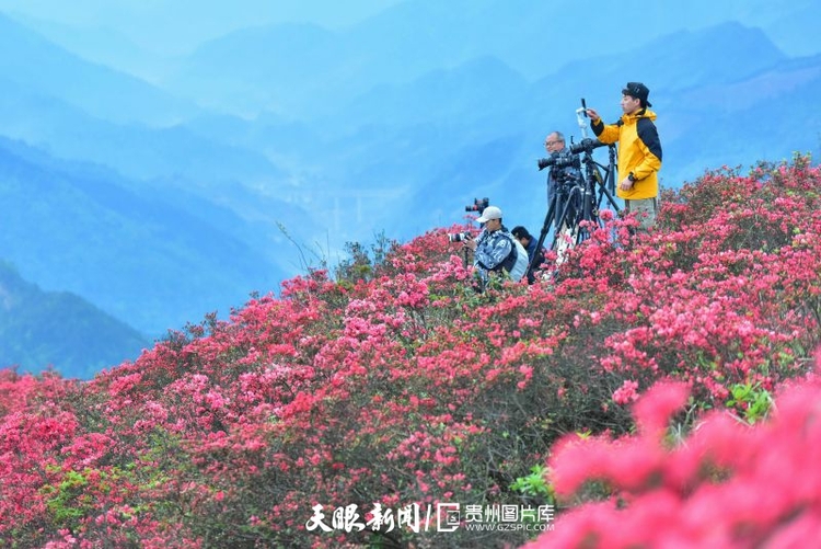 贵州：天蓝水碧生态美