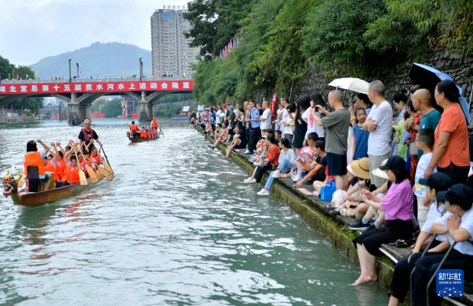 全民健身——湖北宣恩举办“水上运动会”