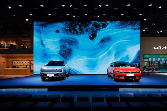 EV6 heavy listing EV5 open pre-sale Kia brand electrification transformation achievements shine Chengdu Auto Show _fororder_image003