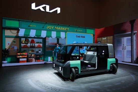 EV6 heavy listing EV5 opens pre-sale KIA brand electrification transformation achievements shine at Chengdu Auto Show _fororder_image009