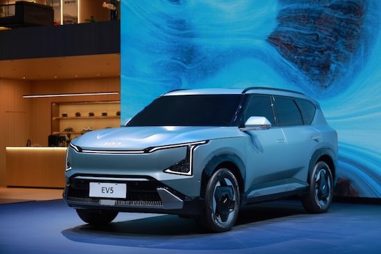 EV6 heavy listing EV5 opens pre-sale KIA brand electrification transformation achievements shine at Chengdu auto show _fororder_image008