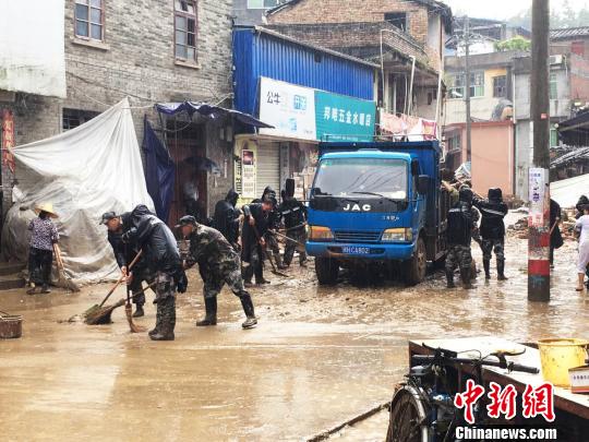 “莫兰蒂”带来强降雨 福建古田1人死亡1人失踪