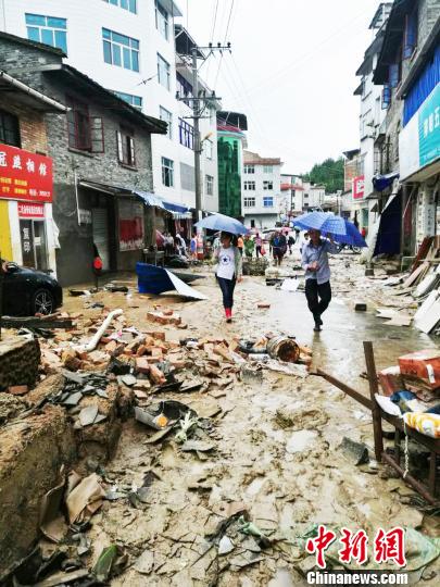 “莫兰蒂”带来强降雨 福建古田1人死亡1人失踪