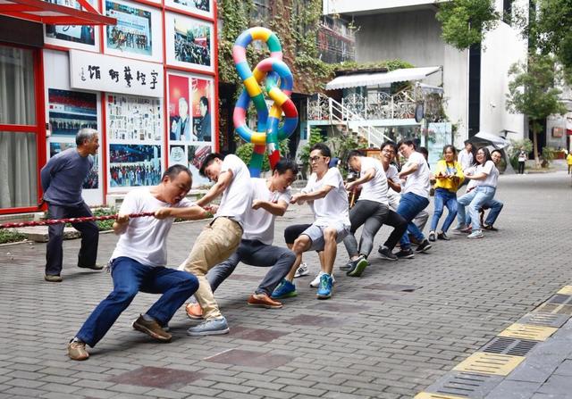 英迈思生日会居然被他们玩成了这样？厉害了！