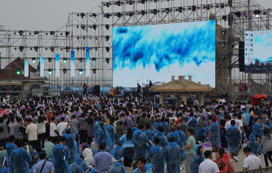 听摇滚+吃烧烤 海风音乐节开启锦州金秋文旅季_fororder_图片10