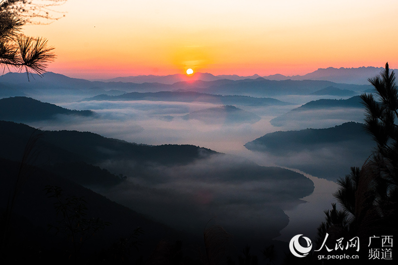 图片默认标题_fororder_十万大山日出