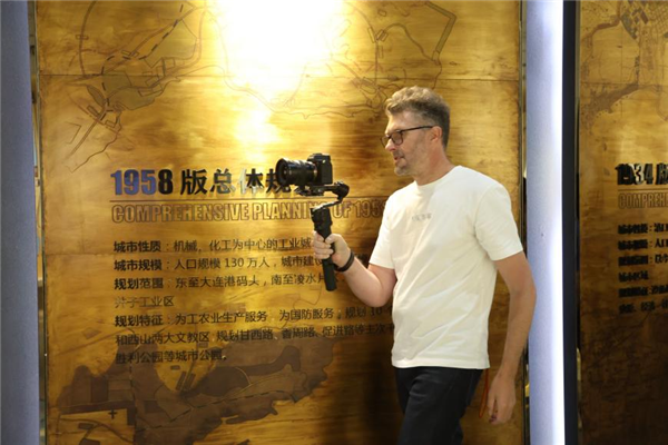 'The Belt and Road' - Children's World Dream Painting Exhibition and 2nd Exploring China - Overseas Travel Vloggers' Trip to Dalian Kicks Off_fororder_辽宁4