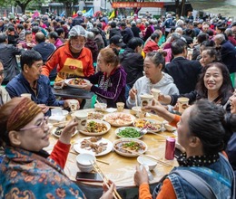 重阳前夕百家聚 欢庆节日品幸福