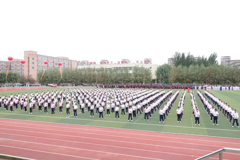 沈阳市皇姑区召开中小学生田径运动会