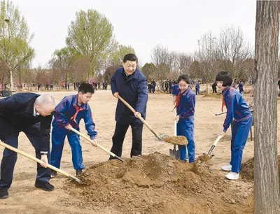 少先队70年 且听习语润童心