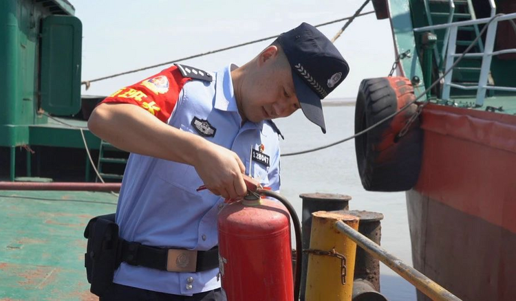 （原创）一城“警”色护平安丨中秋、国庆期间渤海新区黄骅市社会治安平稳有序_fororder_图片1