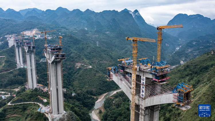 贵州：纳晴高速建设有序推进