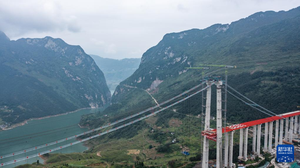 贵州：纳晴高速建设有序推进