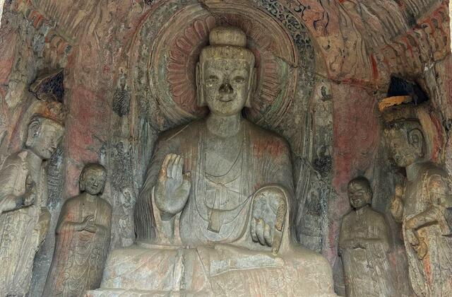 Longmen Grottoes: the Eternal Art_fororder_图片4