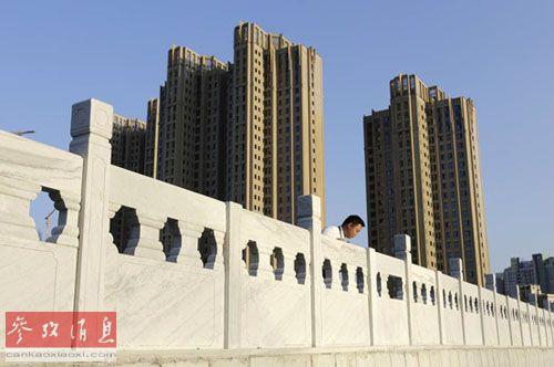 外媒关注中国各大城市"地王"热：土地财政依赖加深