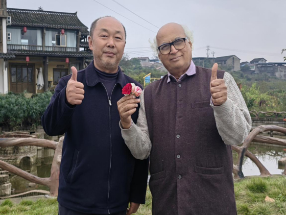 印度知名学者苏廷德拉·库尔卡尼到四川考察学习脱贫攻坚和乡村振兴工作_fororder_未标题-2