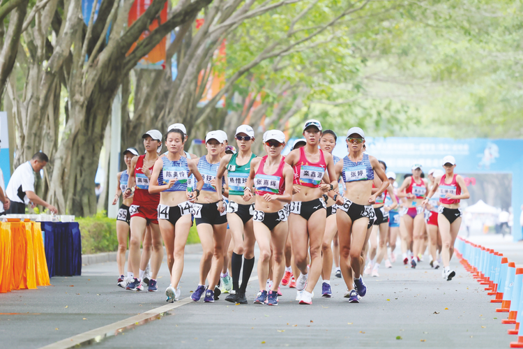 田径（公开组）今日展开最后一个比赛日争夺  南宁队有望在女子接力赛登上领奖台