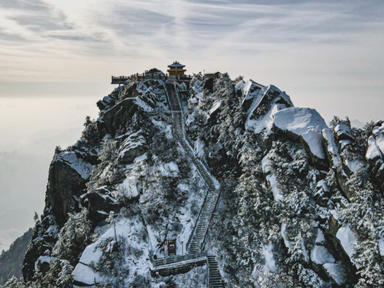 Explore Baiyun Mountain in December