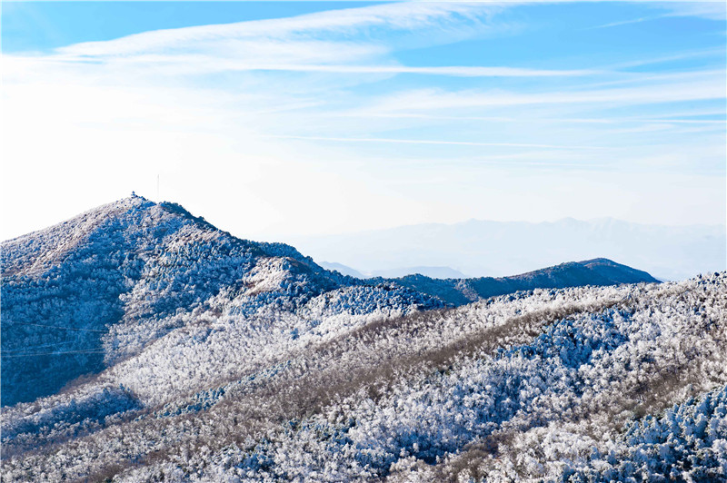 三门峡渑池：雪国天境美如画_fororder_皑皑白雪将群山装扮得分外妖娆 摄影 杨波