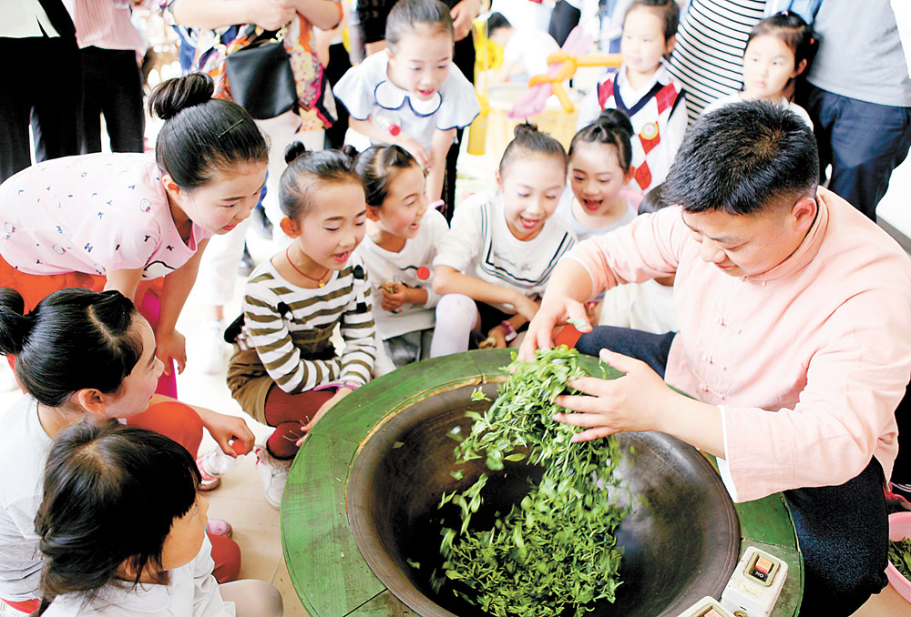 【行游巴渝 图文】永川采茶节上手工制茶