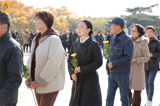 表演艺术家参与“感悟信仰——缅怀·传承·遇见青春”主题活动_fororder_图片6