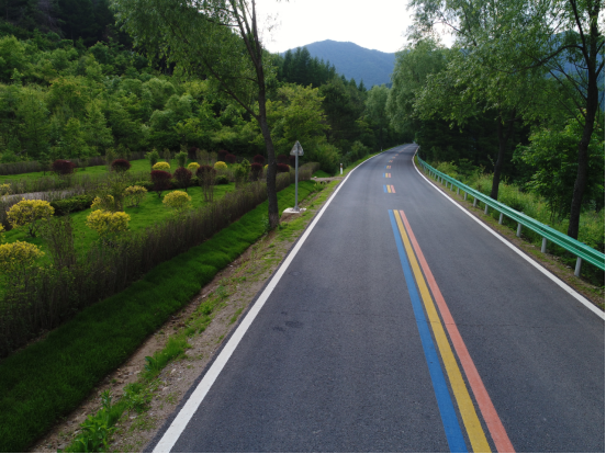 吉林这条最美乡村公路，山水人文画中行