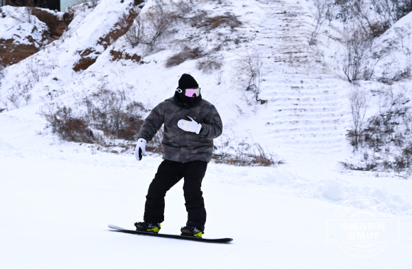 长白天下雪 吉美在延边丨2023—2024延边州冰雪旅游季开幕