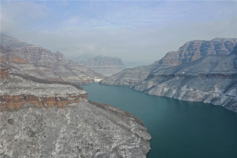 银装素裹 雪后太行大峡谷美景如画_fororder_图片1