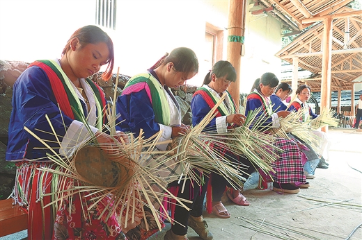 贺州平桂：众志成城摘“穷帽” 脱贫攻坚战犹酣