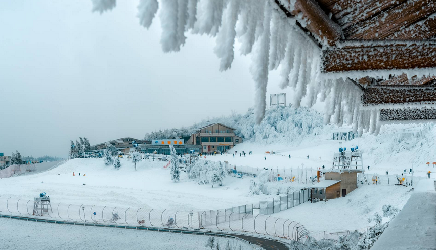 这个冬天 贵州持续释放冰雪魅力