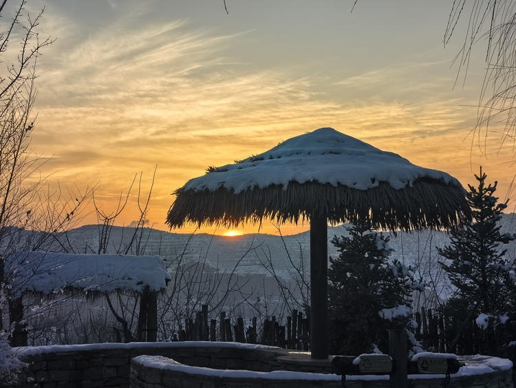 一起去峡谷 追一场雪景日落_fororder_微信图片_20231213094712