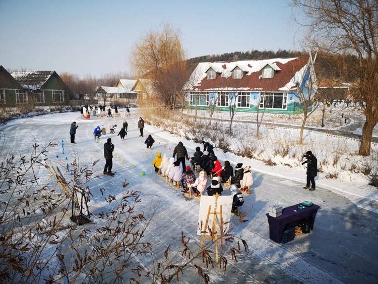 逐梦冰雪 相约净月——长春净月高新技术产业开发区冰雪嘉年华