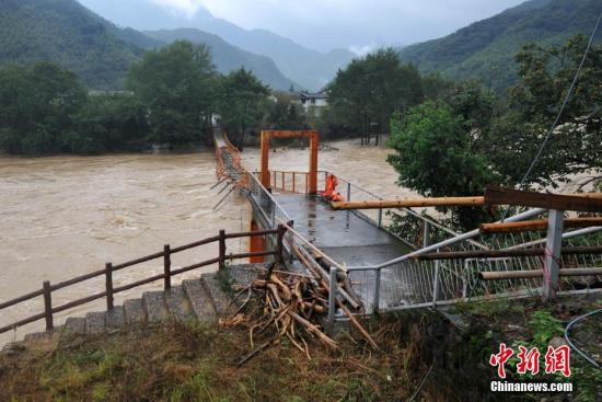 台风“鲇鱼”已致3省16市209万人受灾 10人死亡