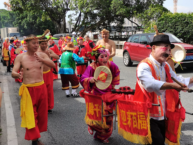 嗨，泉州｜吃碗糕、送花灯、踩街……这些民俗你知道几个？