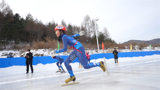 延边州安图县举办“健康吉林 乐动冰雪”第六届全民上冰雪活动_fororder_图片9