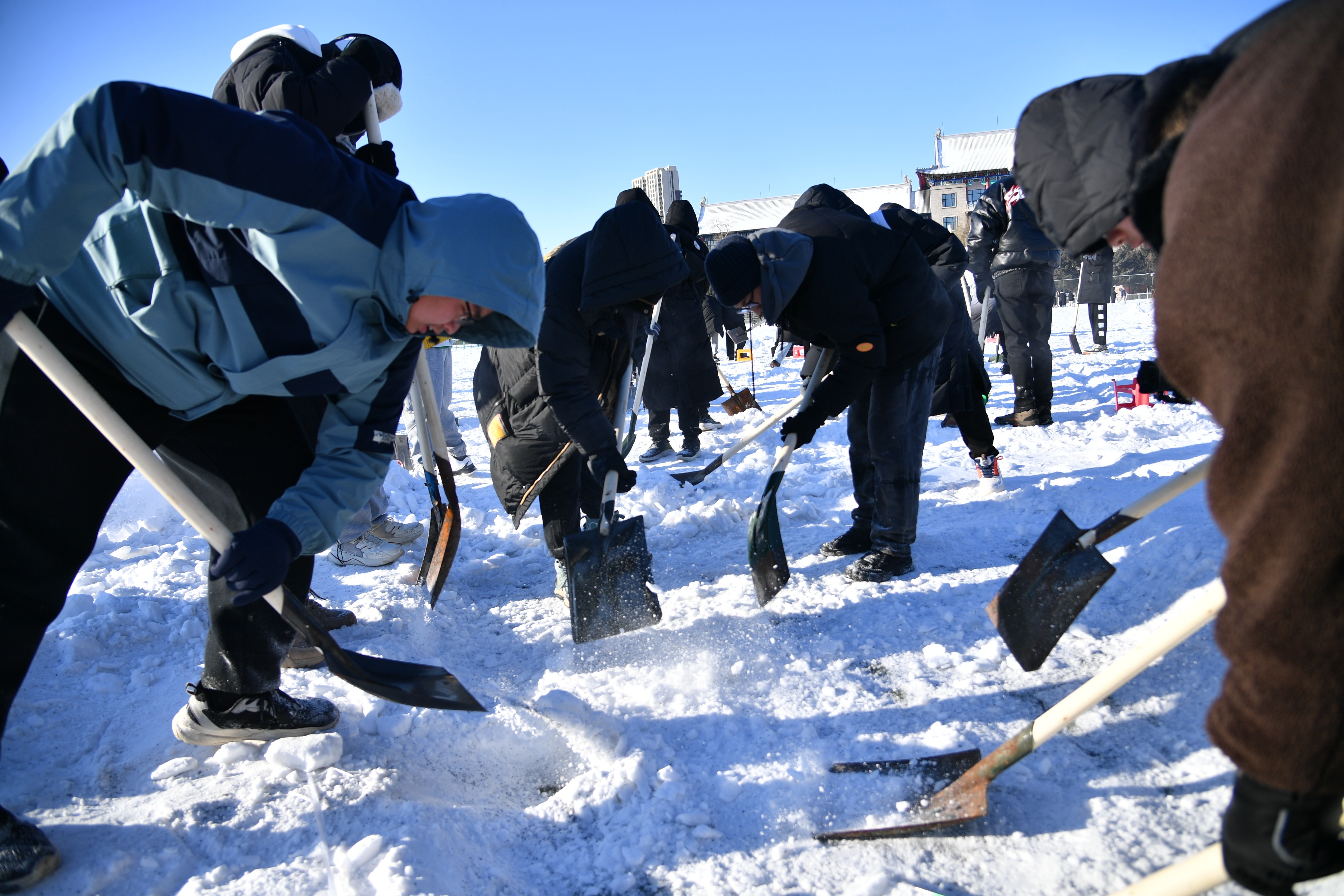 热“雪”铸“明珠”！这所学校跨年方式太硬核