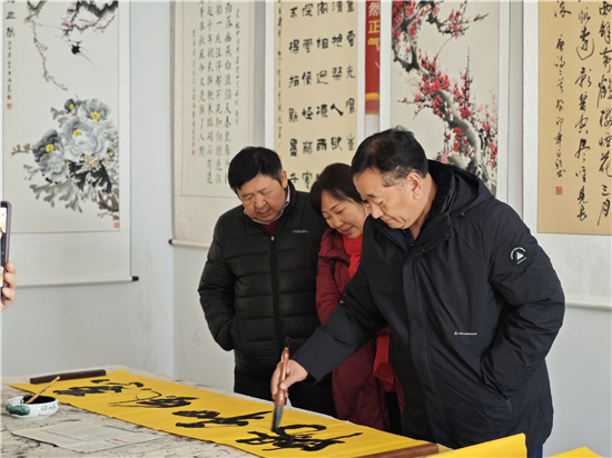 洛阳市伊川县鸦岭镇举办迎元旦书画展_fororder_图片20