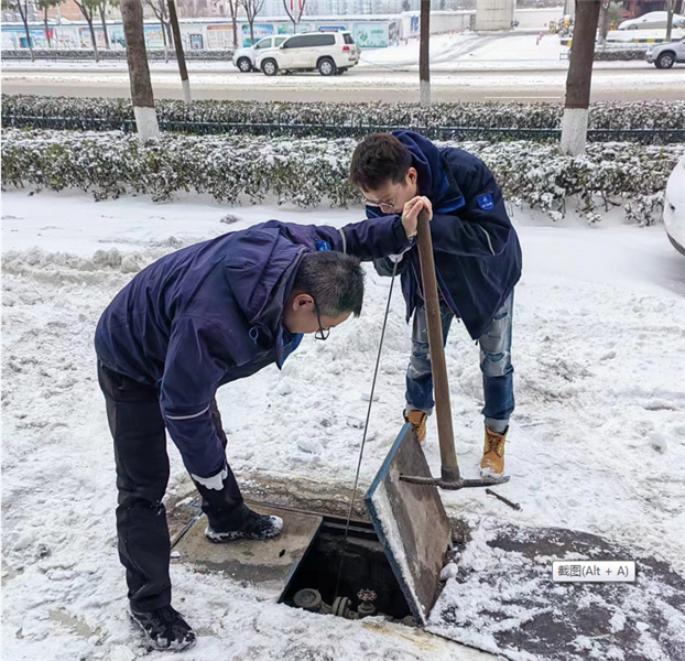 全体动员战冰雪 荆门水务在行动_fororder_图片4