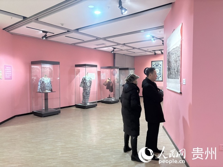 龙年在即！贵州“齐乐龙龙”2024新春特展开展