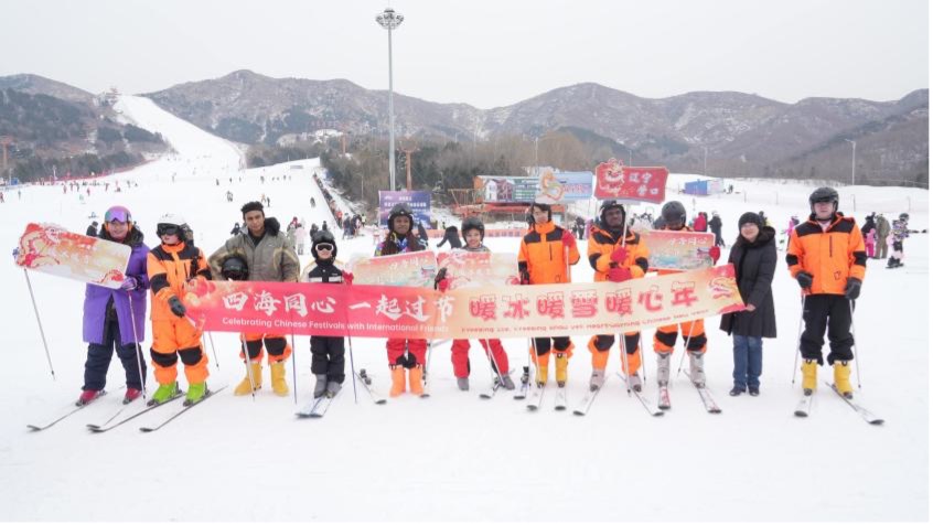 伝統的な市巡りに氷雪遊び、温泉、遼寧のご当地グルメまで。中国ならではの春節を体験_fororder_图片 4