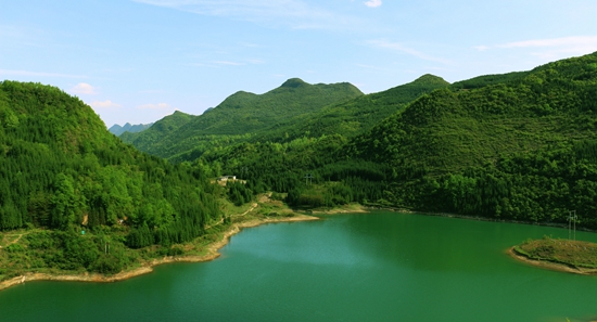 （供稿）贵州六盘水践行“两山论”加强水环境治理_fororder_龙贵地水库