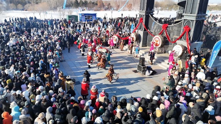 同江市第二届冰雪旅游文化节盛大启幕