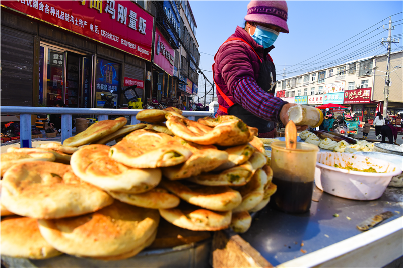 驻马店正阳：赶大集 买年货 年味浓起来_fororder_图片8