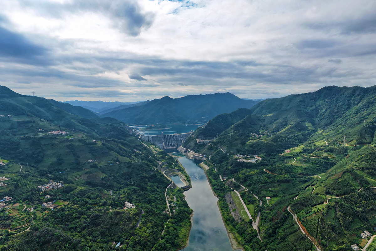 广西红水河流域6座梯级水电站累计生产清洁电量超5670亿千瓦时_fororder_图片5