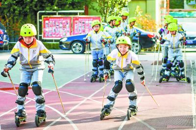 北京市级冰雪示范校总数明年将达200所