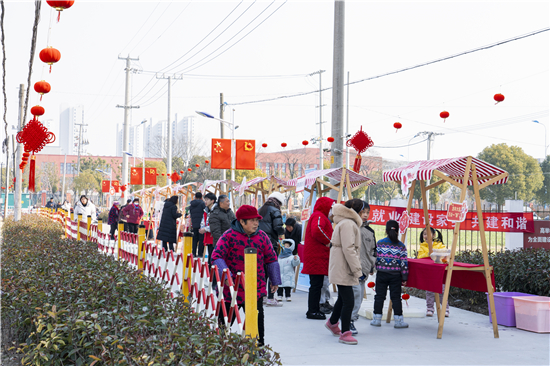 南通如皋市城北街道万新村举办“小村村晚”_fororder_微信图片_20240202102911