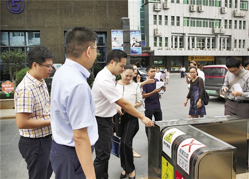 垃圾分类进医院 环保理念入人心  ——南宁市卫生健康系统举办2019年驻邕医疗卫生机构生活垃圾分类工作现场会